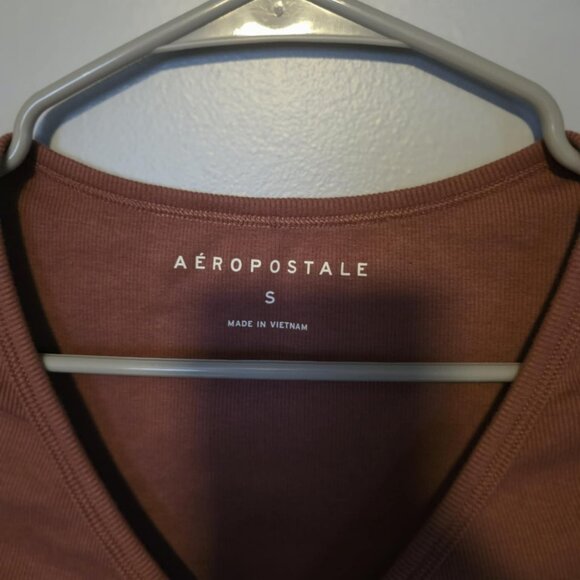EUC Aeropostle Crop Top Deep Mauve Color - Picture 3 of 4
